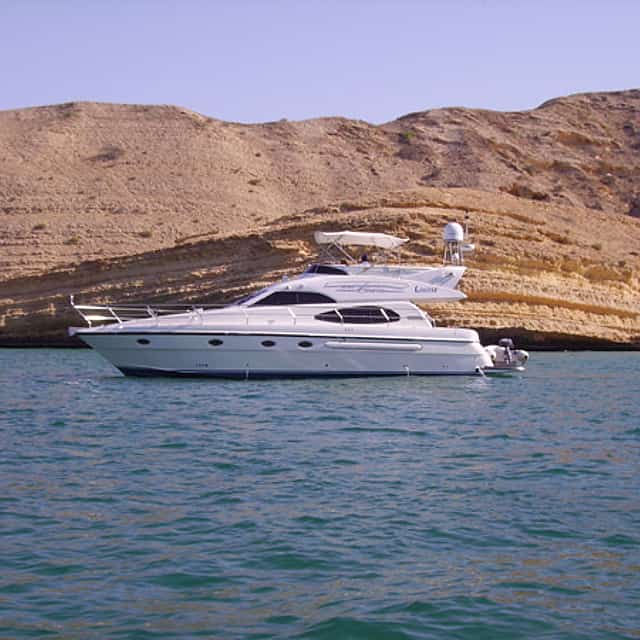 Overnight in Luxury Yacht Charter Private Tour