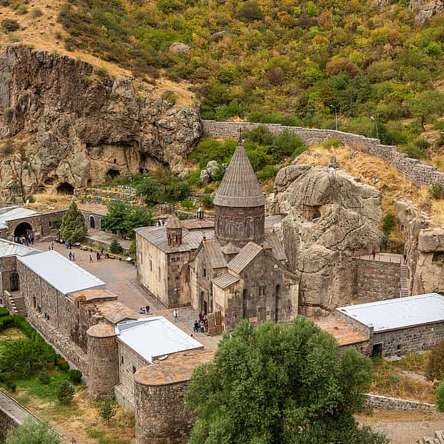 Templo Garni, Monasterio de Geghard y Masterclass de repostería Lavash