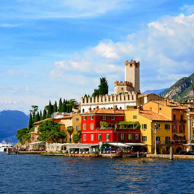 Excursão de meio dia a Sirmione e Lago Garda de Verona