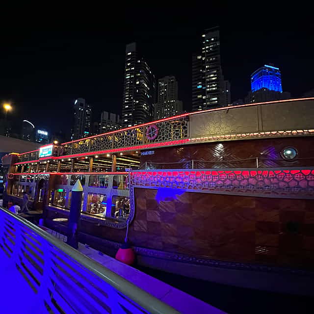 Ocean Empress Dinner Cruise VIP Package