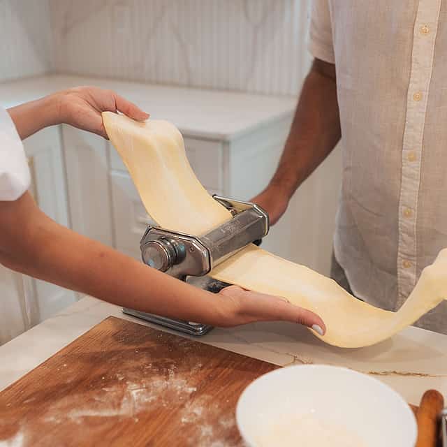 Fresh Pasta Course and Dinner in a Typical Italian Restaurant in Rome
