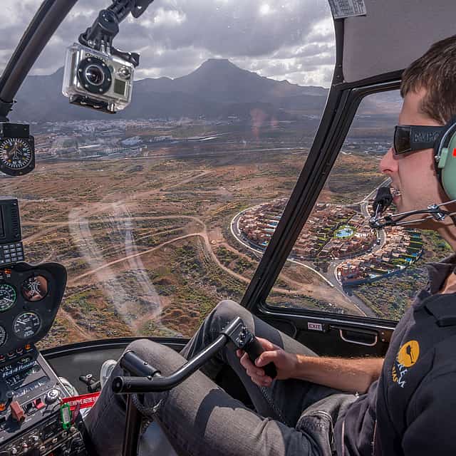 Experiencia en helicóptero: Costa Sur de Tenerife