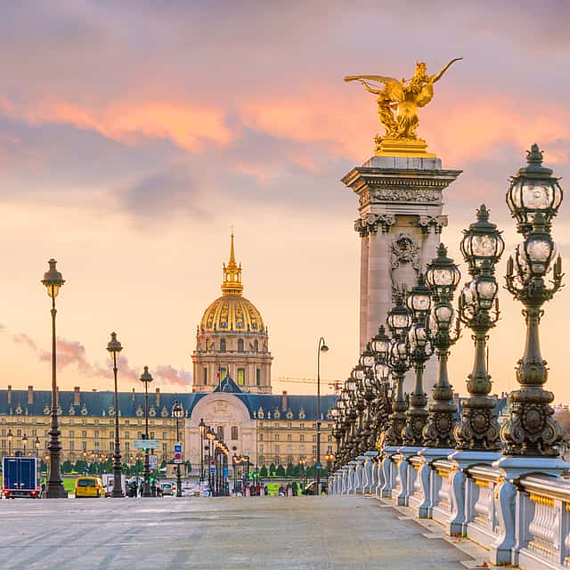 Private Sightseeing and VIP Shopping Tour in Paris