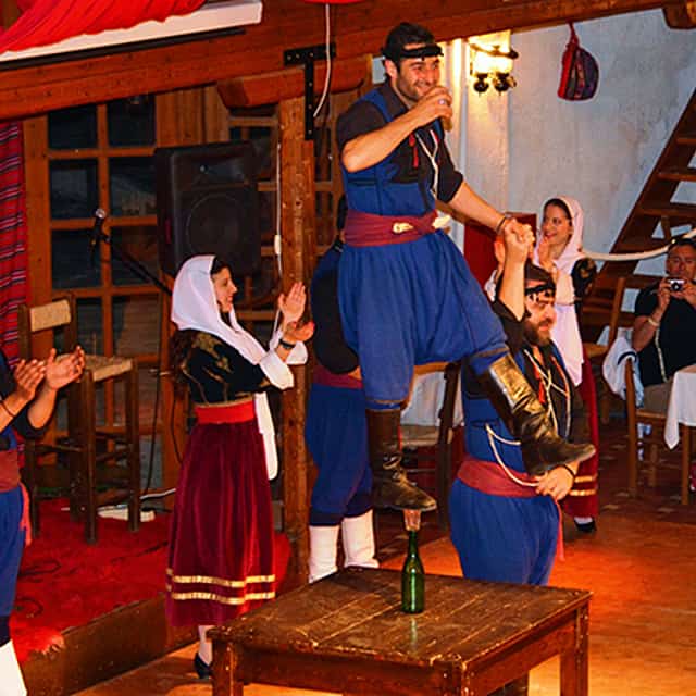 Греческий критский вечер