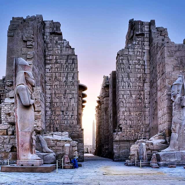 Tour zum Ostufer von Luxor mit den Tempeln von Karnak und Luxor