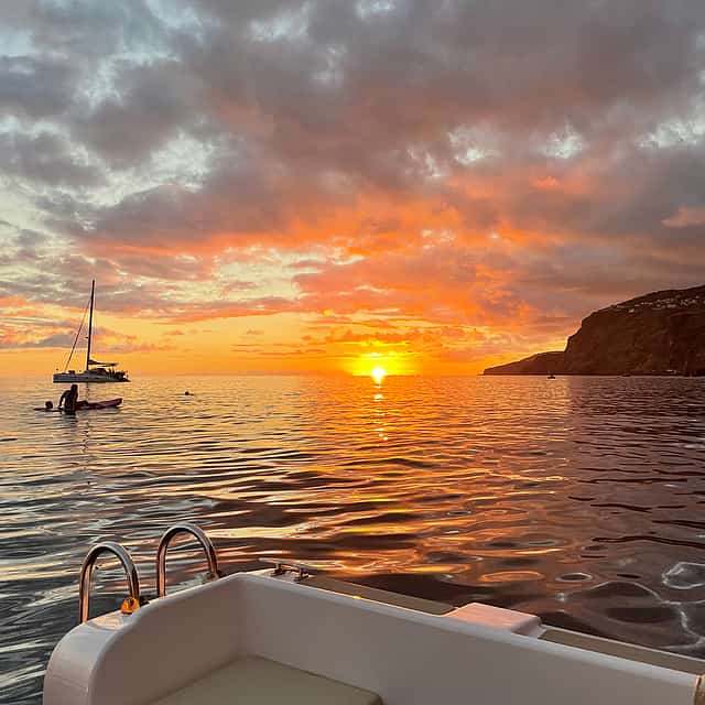 Private Bootstour bei Sonnenuntergang ab Funchal
