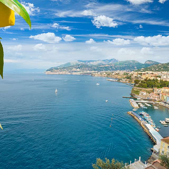 Lemon and Cheese Walking Tour in Sorrento