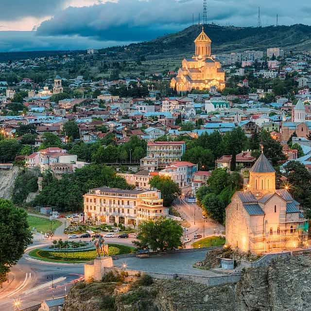 Een dagelijkse wandeling door Tbilisi