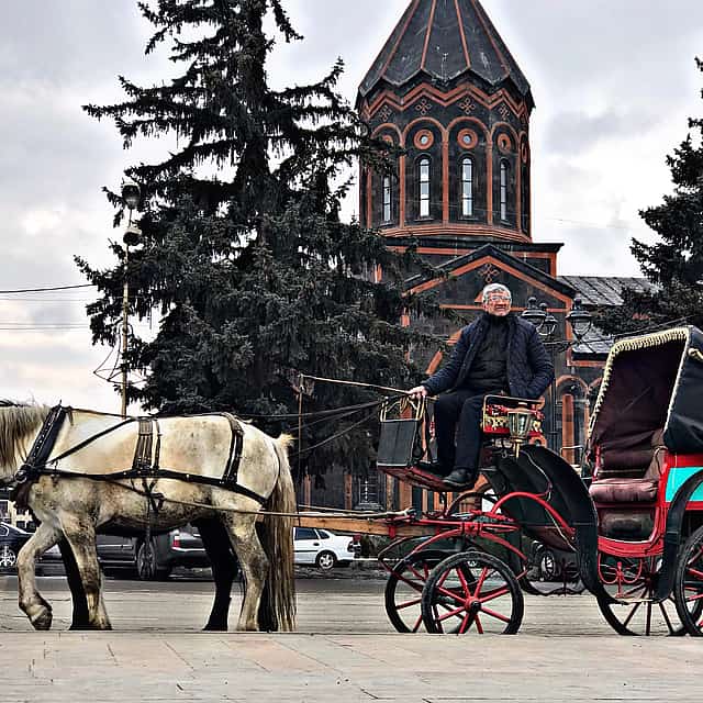 Полнодневный тур в Гюмри с посещением музея Мгера Мкртчяна