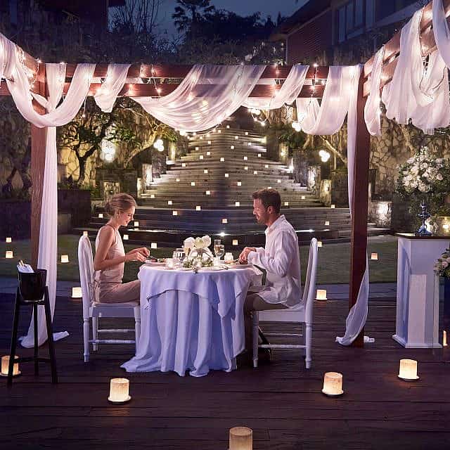 Romantic Candlelight Garden Dinner for a Couple