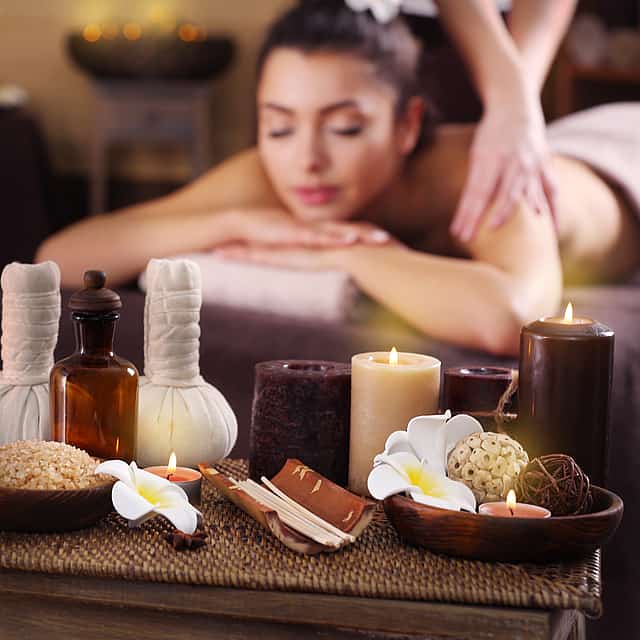Volledig lichaam Nirvana Aromatische en Ontspannende Massage