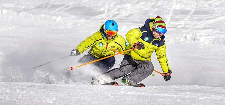 Foto 1 Ganztägiges individuelles Skitraining mit Pistenrestaurant-Reservierung