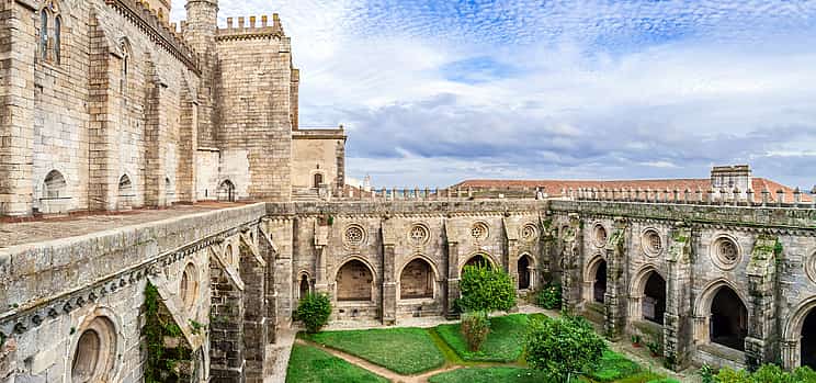 Photo 1 Private Tour From Lisbon | Évora (Wine and Cork)