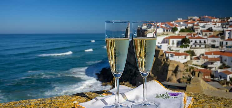 Foto 1 Romántica excursión al atardecer a Cabo da Roca con vino espumoso