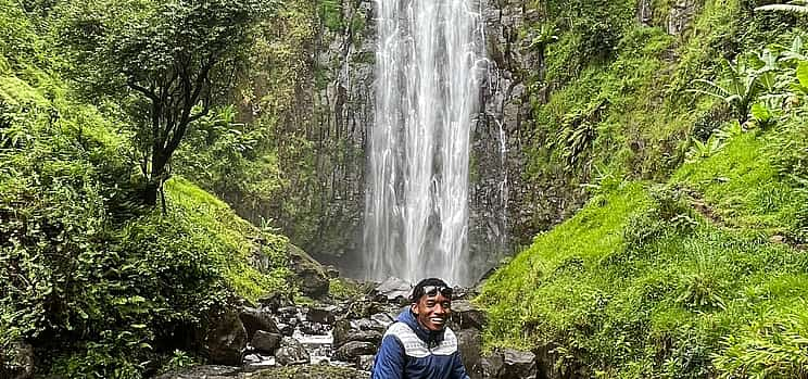 Foto 1 Excursión de un día a las cataratas de Materuni y las aguas termales de Kikuletwa