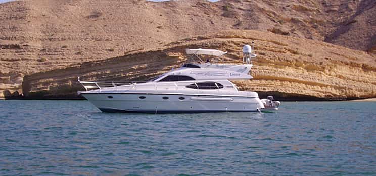Photo 1 Overnight in Luxury Yacht Charter Private Tour