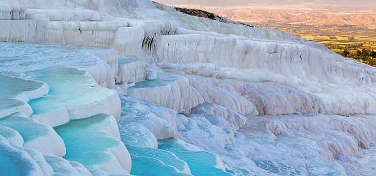 Foto 1 El lago Salda, Pamukkale y la antigua ciudad de Hierápolis desde Alanya