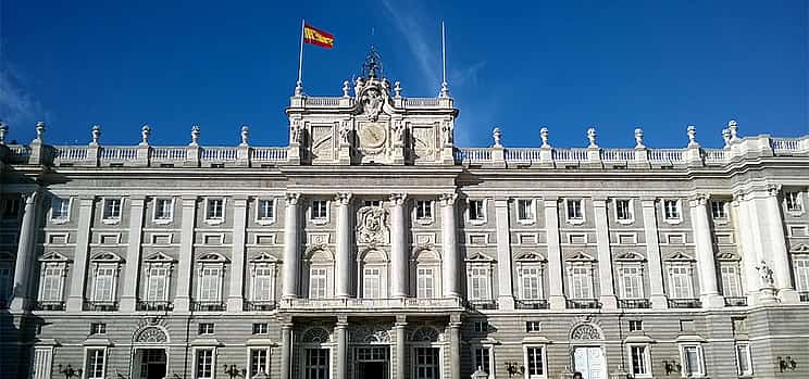 Photo 1 Skip the Line: Discover the Royal Palace in the Afternoon