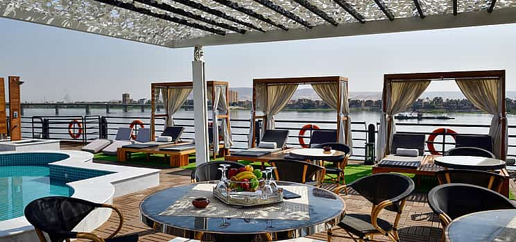 Foto 1 VIP 4-night Nile Cruise from Luxor to Aswan