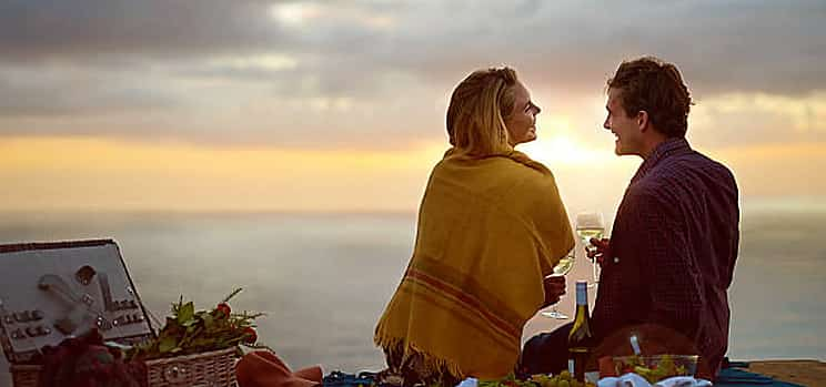 Foto 1 Para parejas: Cesta de picnic de Madeira