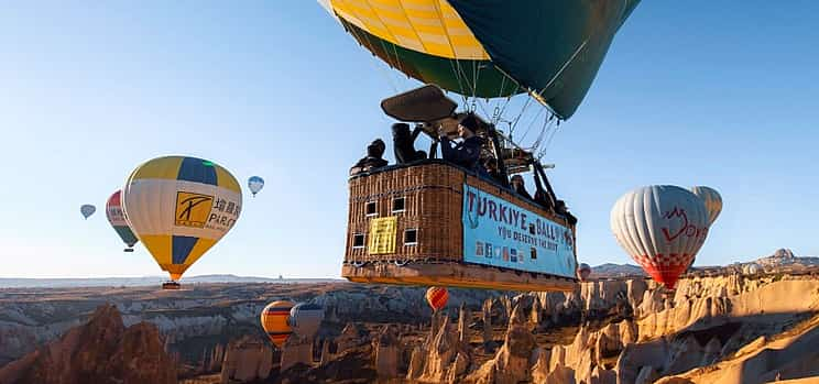 Foto 1 El Vuelo de su Vida en Capadocia. Excursión en globo aerostático en el Valle del Gato / Pago parcial por adelantado.