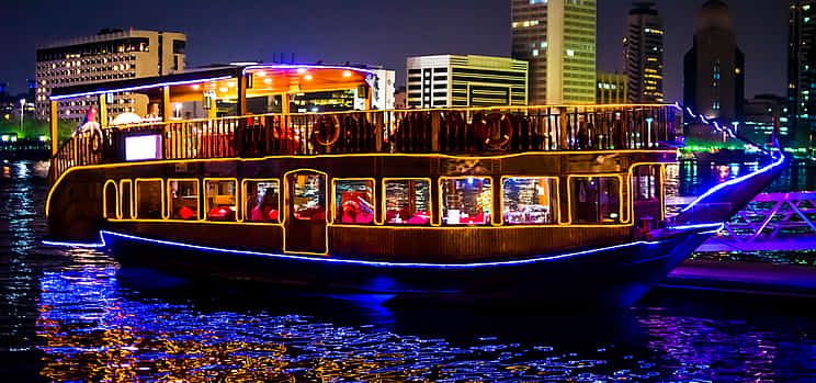 Foto 1 Dhow Cruise Dinner at Dubai Marina with Entertainment