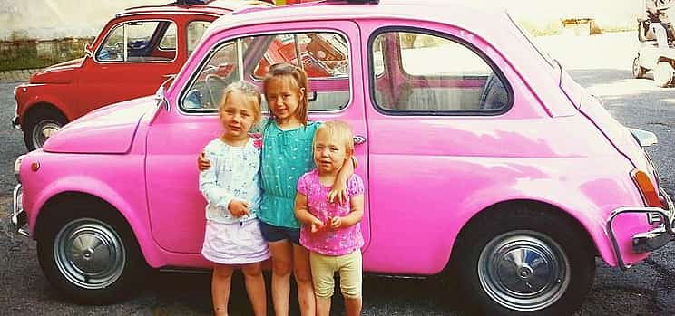 照片 1 พิซซ่าและไอศกรีม ทัวร์รถ Fiat 500 วินเทจพร้อมคนขับ สำหรับครอบครัว
