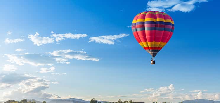 Zdjęcie 1 Hot Air Balloon Flight: Celebration in the Sky