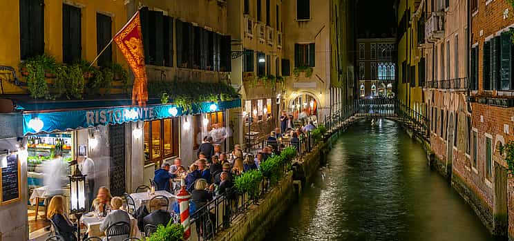 Photo 1 Venetian Night Flavors