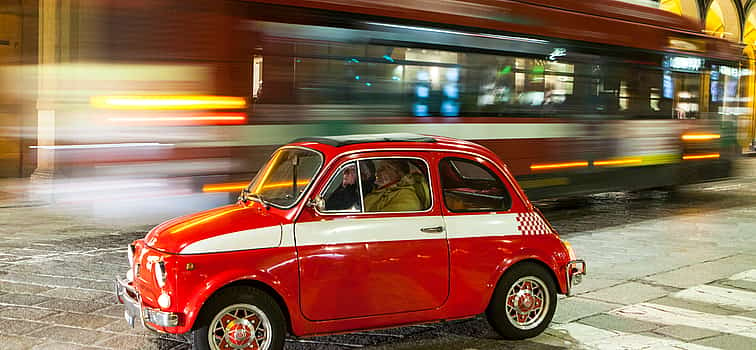 Foto 1 Visita nocturna de Roma en un Fiat 500 de época