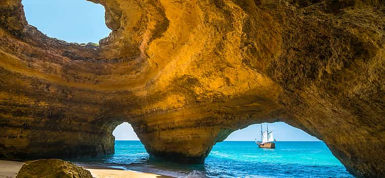 Foto 1 Excursión Privada a la Cueva de Benagil y Ponta da Piedade