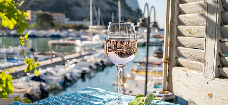 Foto 1 Besichtigung der Calanques von Cassis und Aix-en-Provence mit Weinverkostung