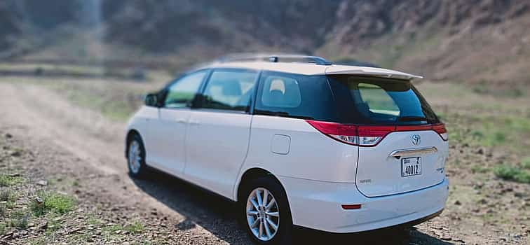 Photo 1 Airport Transfer in Dubai