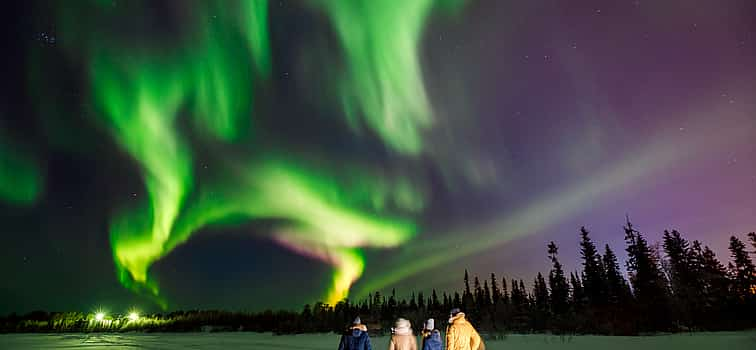 Foto 1 Esquí de travesía bajo la aurora boreal