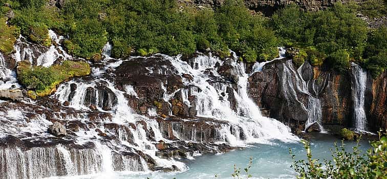 Foto 1 Borgarfjordur, Cascada de Hraunfossar y Cueva de Hielo del Glaciar Excursión Privada en Super Jeep