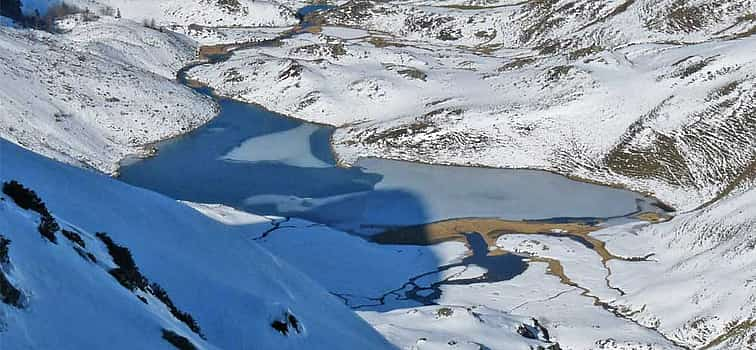 Photo 1 Snowshoeing Tour to Lake Isaby in France