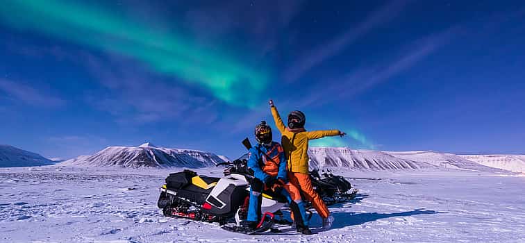 Photo 1 Small Group Aurora Snowmobiling
